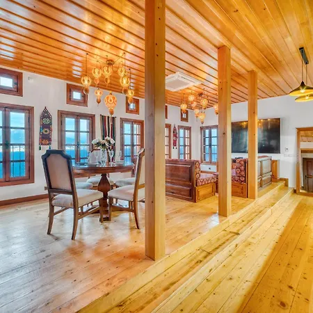 别墅 The Sukabagi House